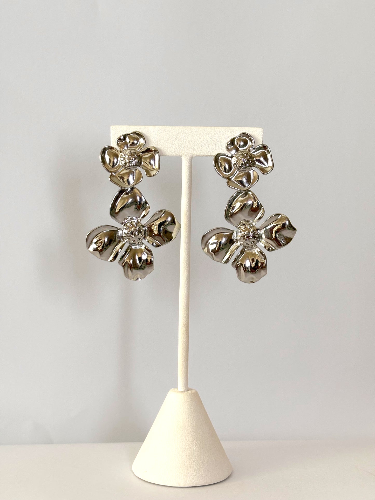 Aretes Flores Plateado