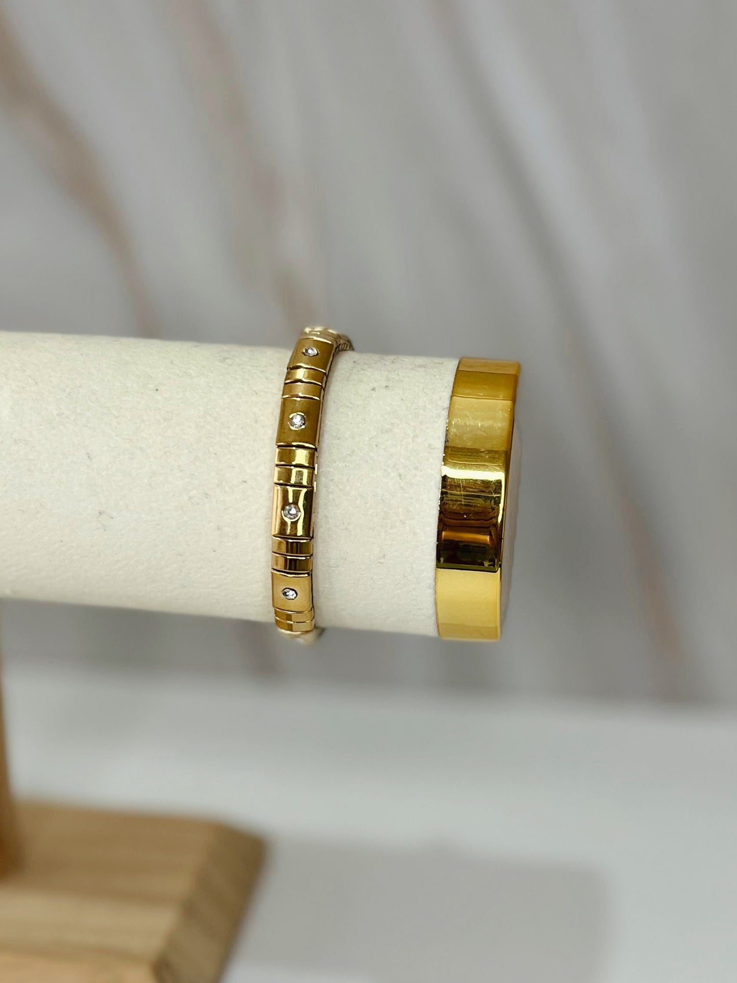 Brazalete M dorado Ch circ