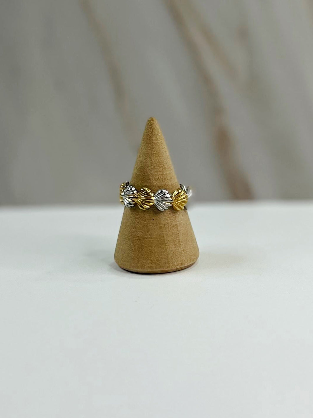 Anillo conchitas bic