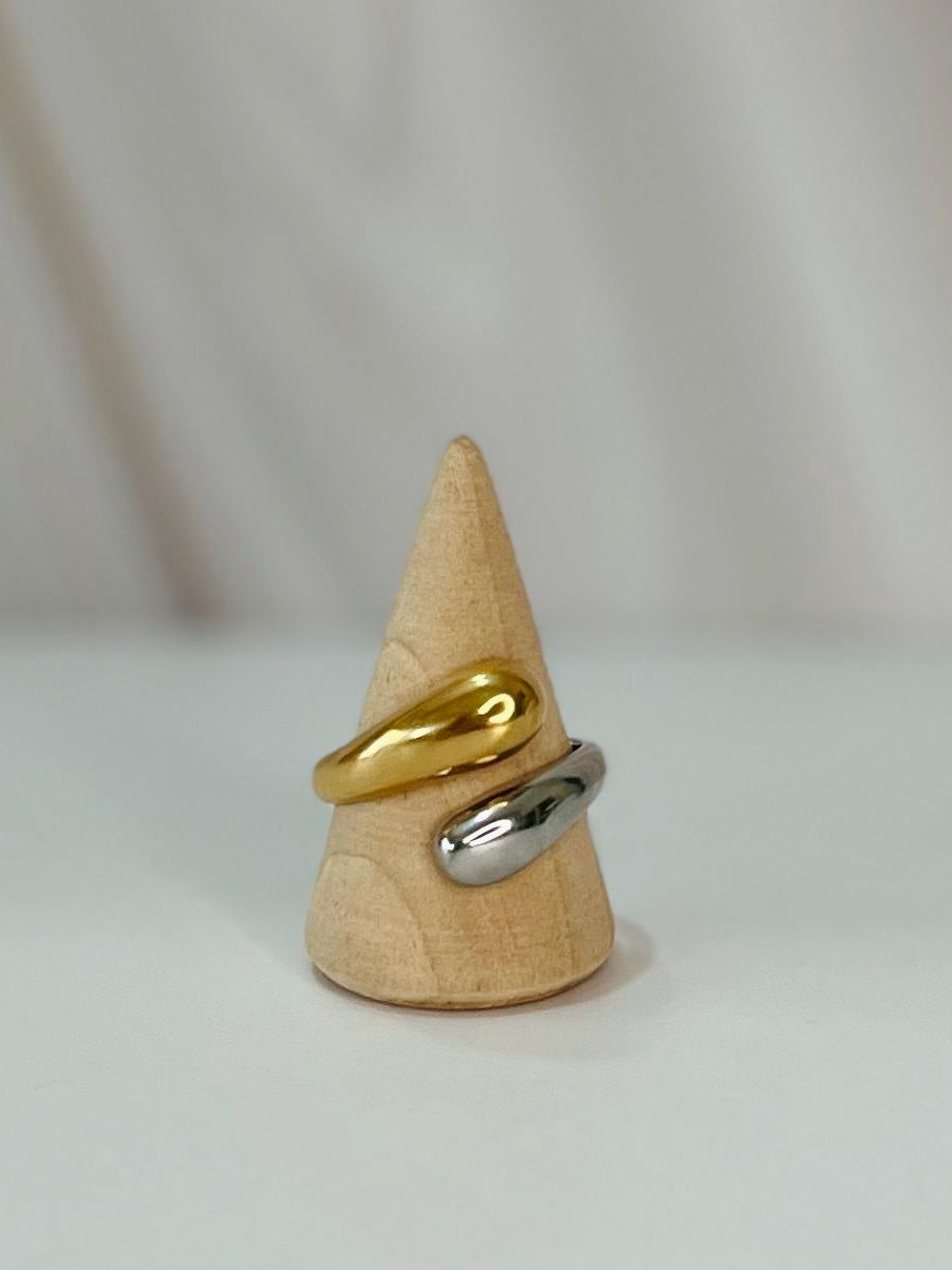 Anillo gotas cruzadas bic