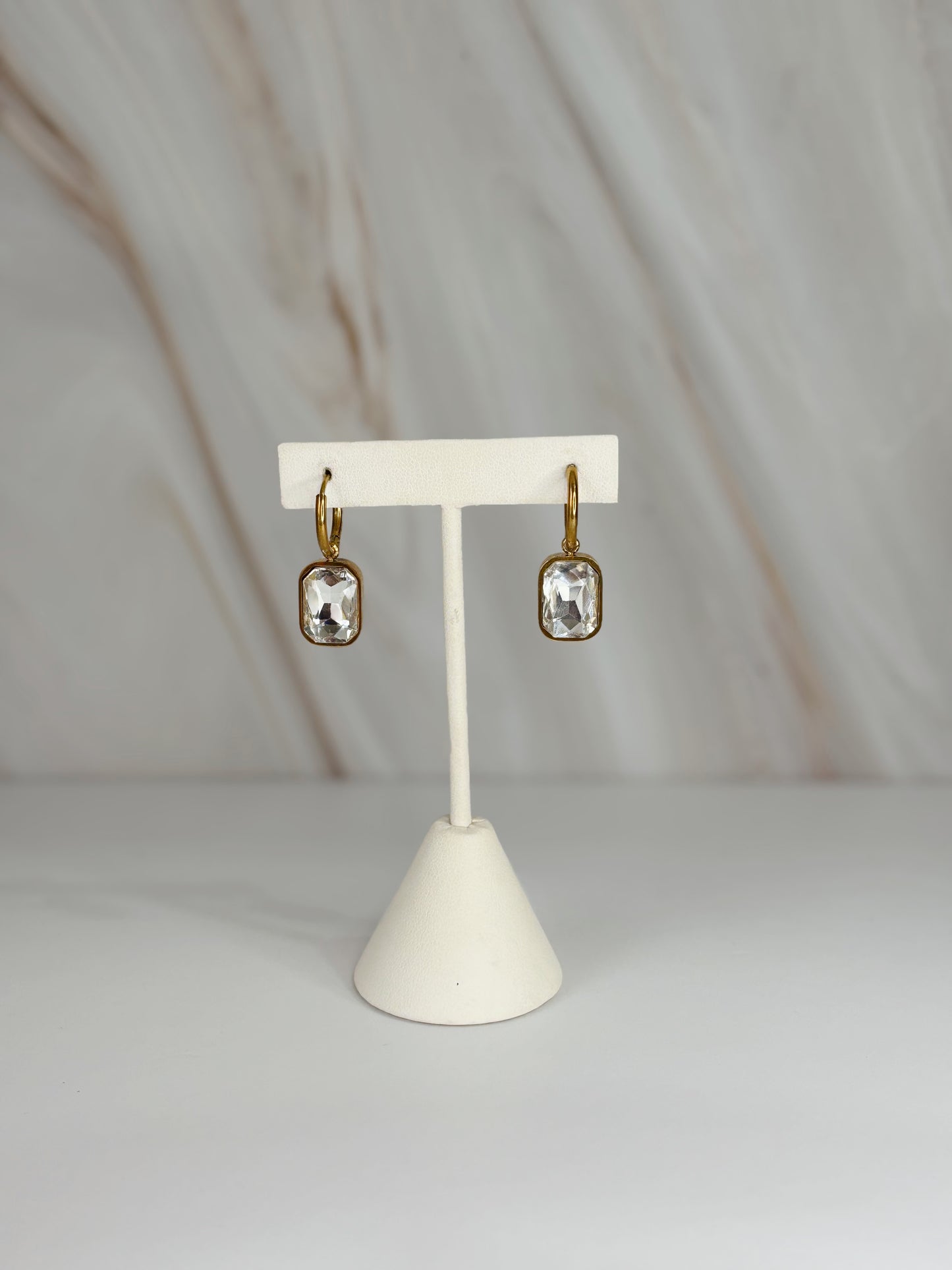 Aretes Huggies Circonia