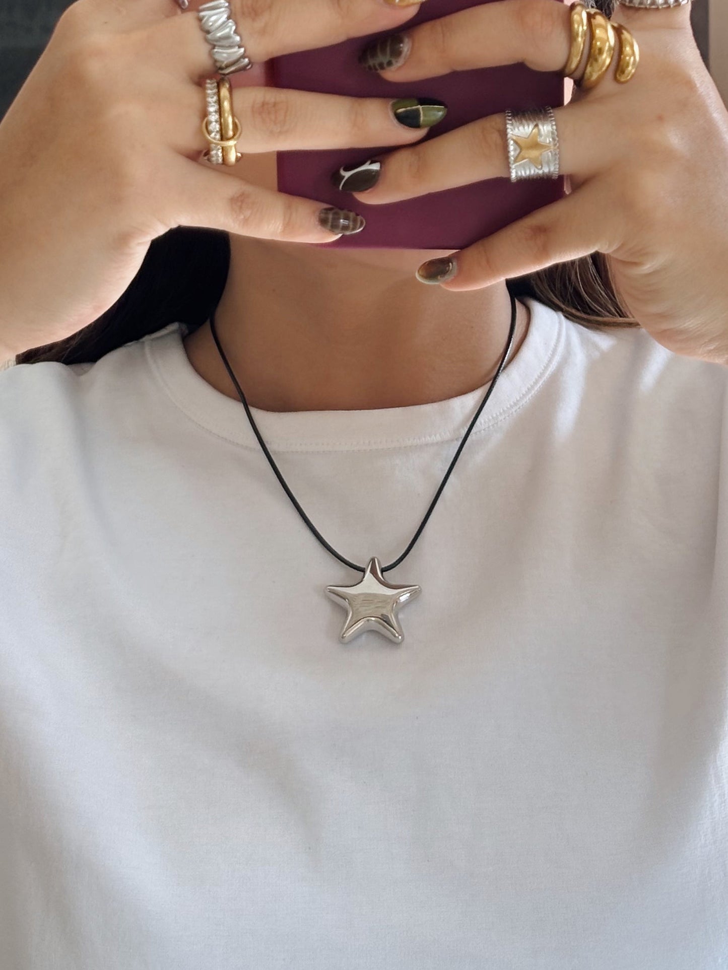 Collar hilo estrella plateada