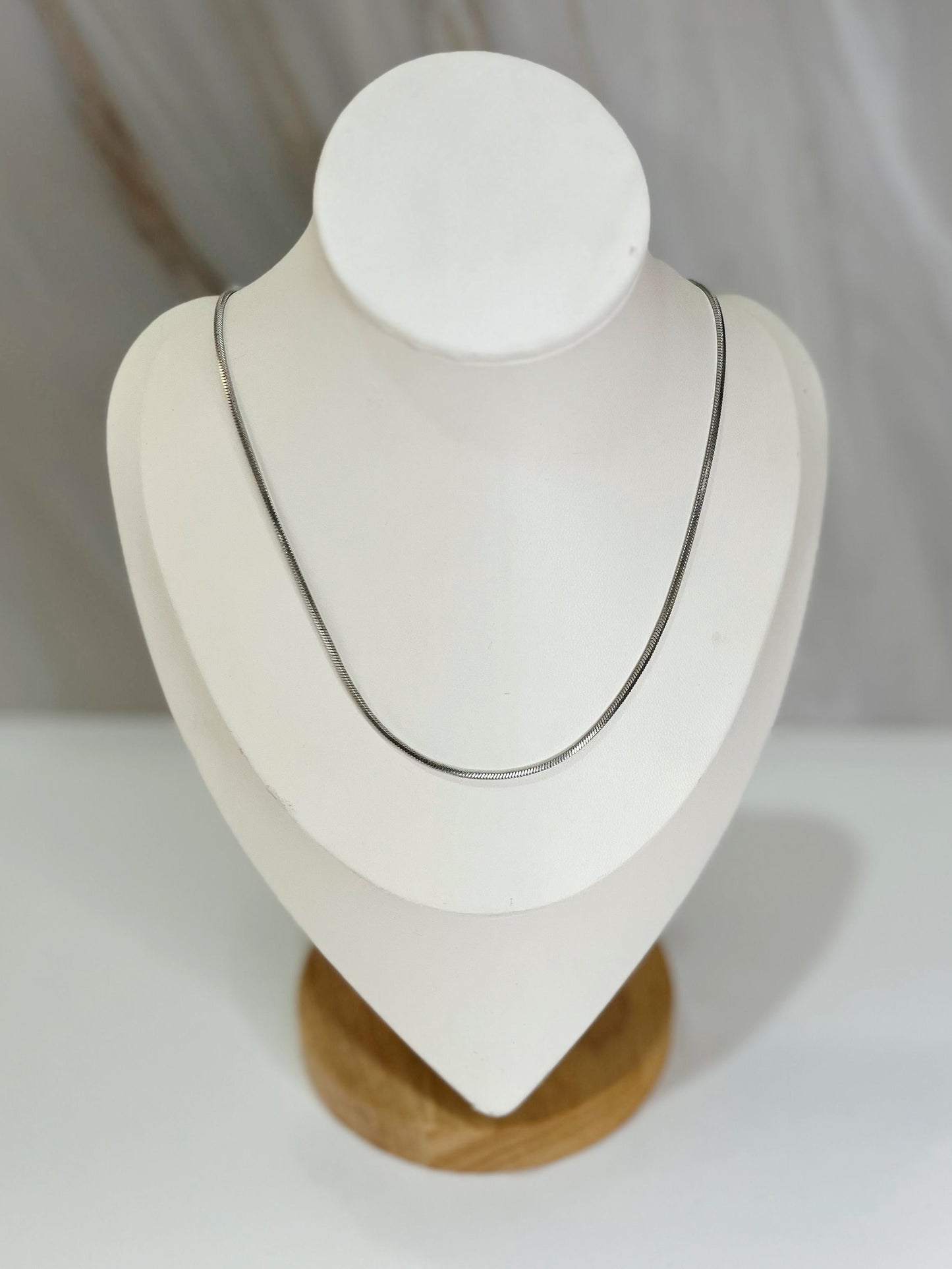 Cadena plateada hombre