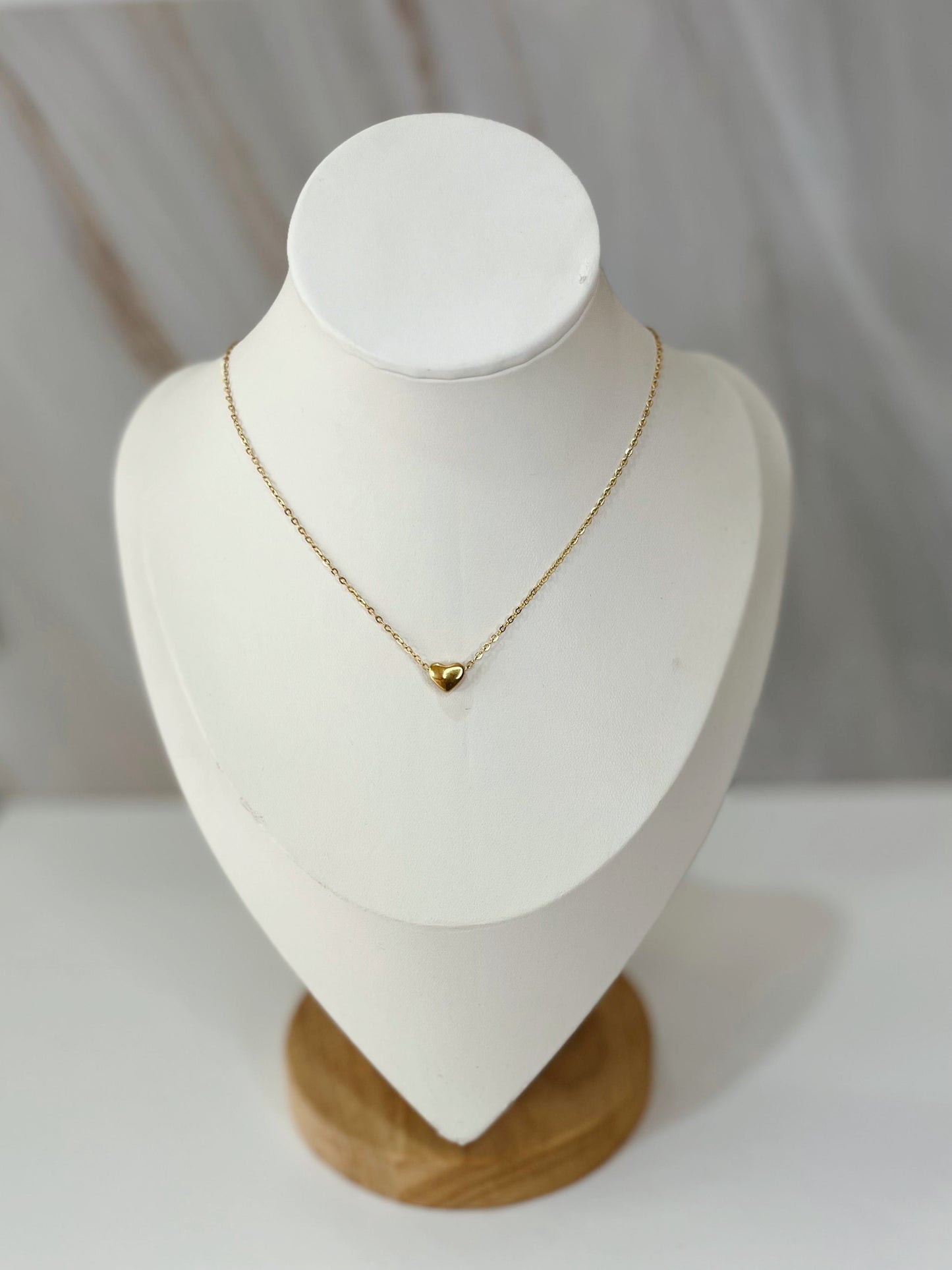 Collar corazón dorado mini