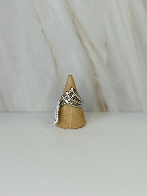 Anillo corona plateado