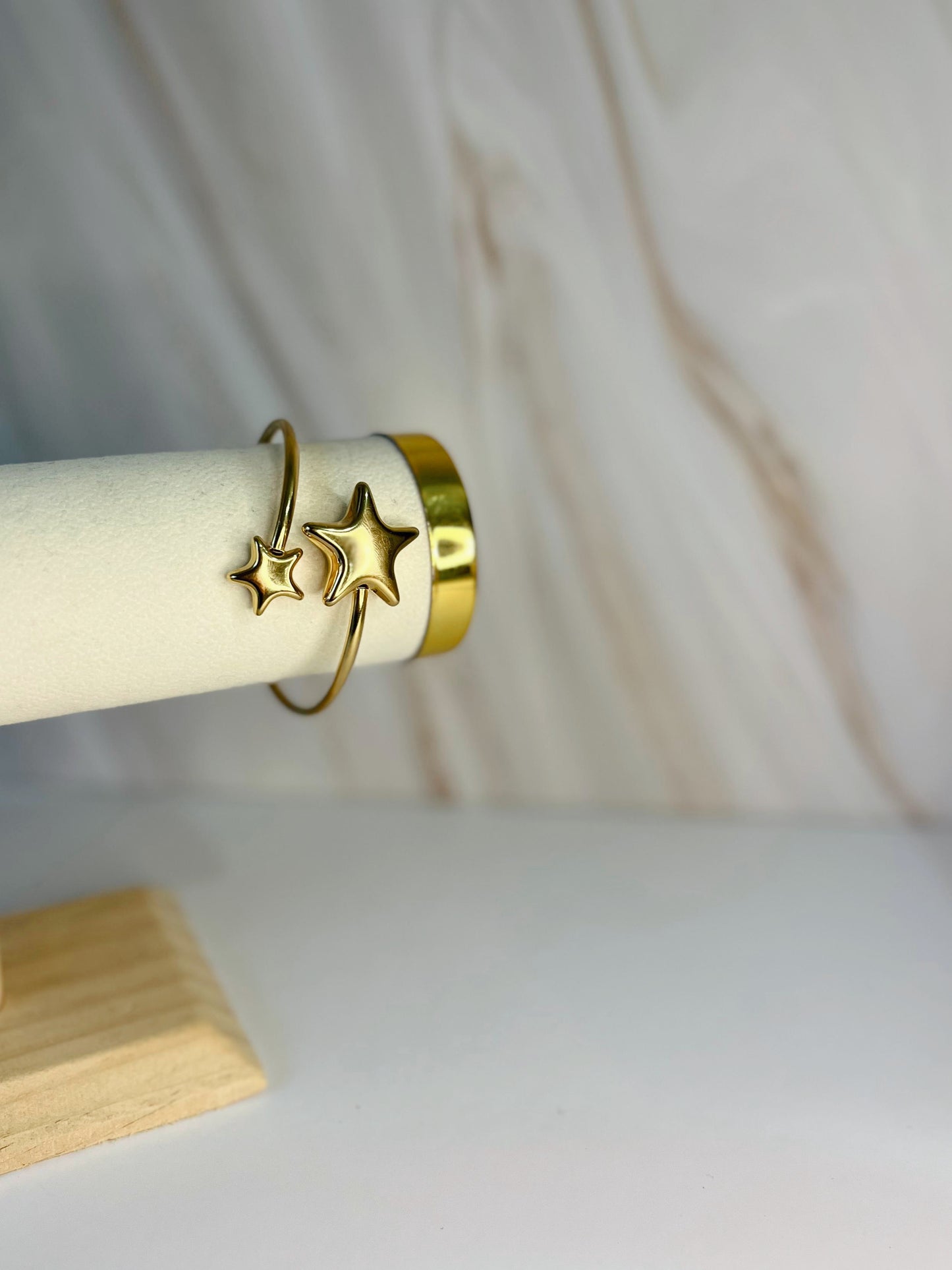 Brazalete estrellas doble