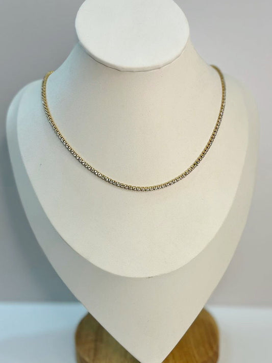 Collar tenis CH dorado