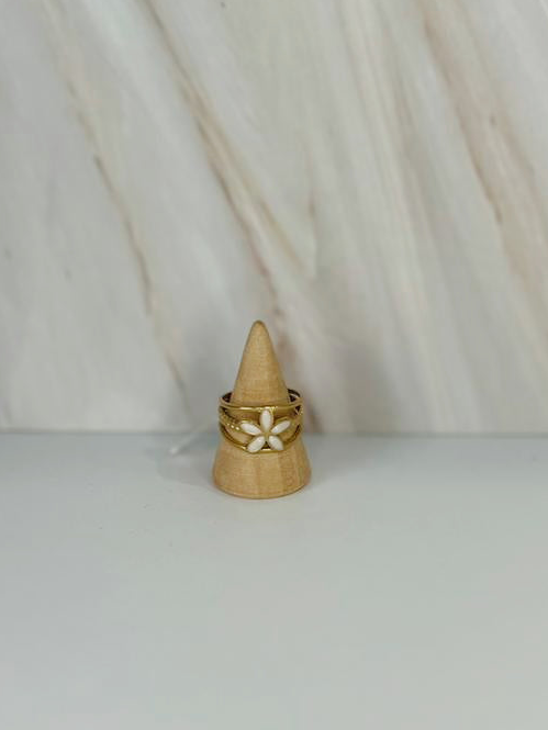 Anillo flor blanca