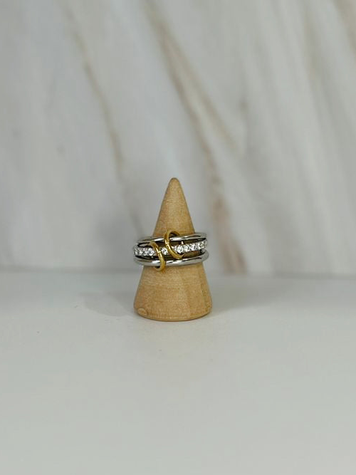 Anillo 3 zirc plateado