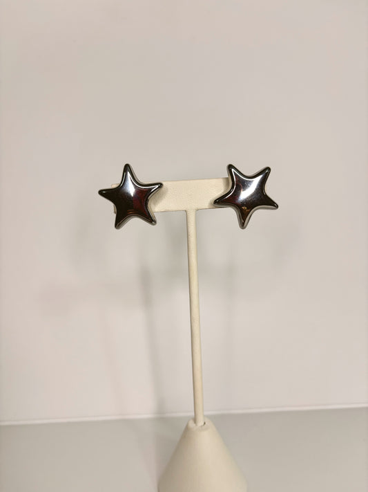 Aretes estrella globo plateados